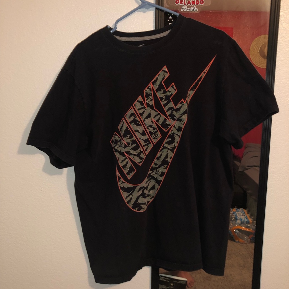 Nike (camo) T